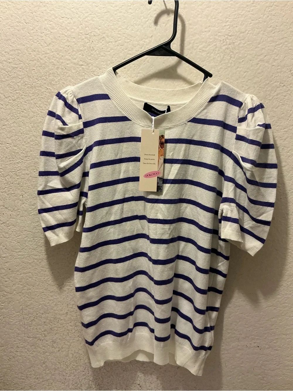 NWT DOKOTOO Women’s White & Blue Striped Puff-Sleeve Knit Tee SIze M